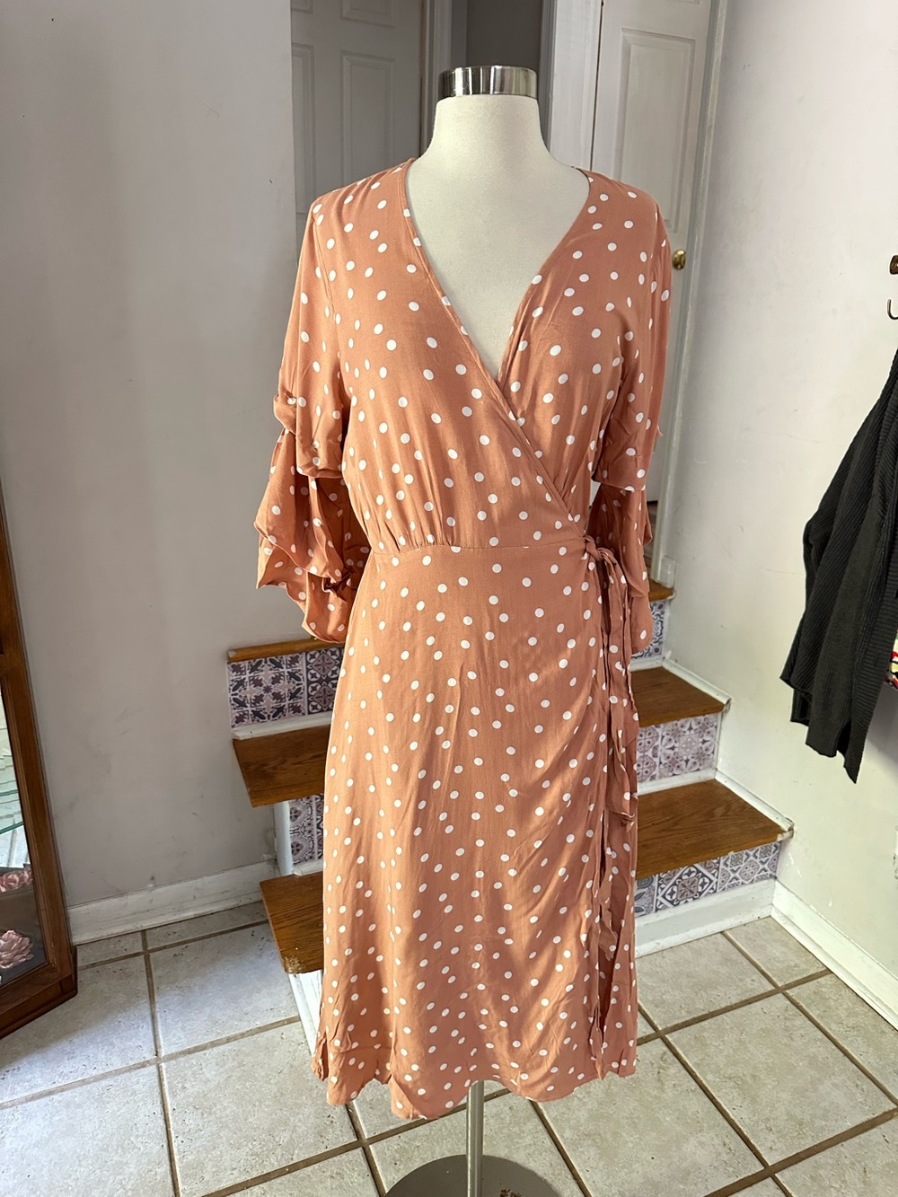 LULUS Terracotta Polka Dot Ruffle Sleeve Wrap Midi Dress M